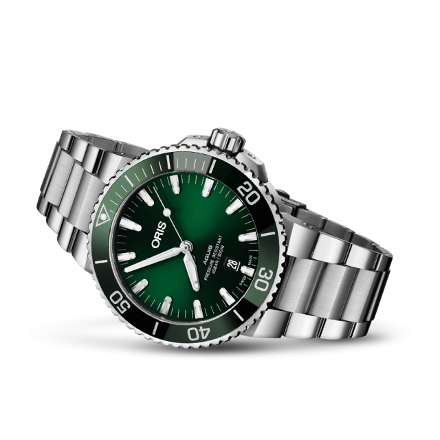 Oris Mens Aquis Date With Green Dial