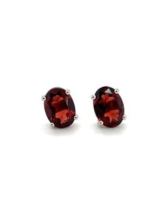 18ct White Gold Garnet Stud Earrings
