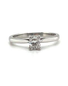 18ct White Gold 0.46ct Radiant-Cut Diamond Solitaire Ring