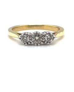 Pre-Owned 18ct Yellow and White Gold Graduated Diamond Three-Stone Ring