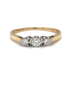 Pre-Owned 18ct Yellow and White Gold 0.25ct Diamond 3 Stone Ring