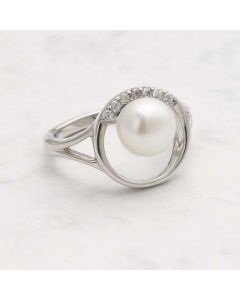 Jersey Pearl Circle Freshwater Pearl Ring Size N