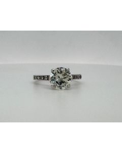 18ct White Gold 2.00 Carat Solitaire ring with Diamond Shoulders