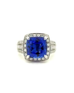 18ct White gold 6.45ct Tanzanite & 0.82ct Diamond Cluster Ring